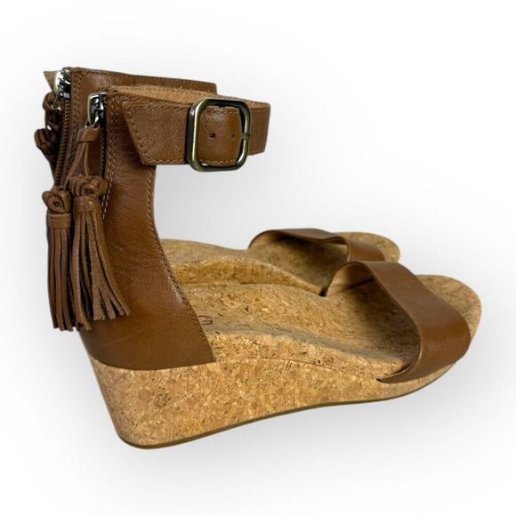 Ugg Zoe Leather Ankle-strap Tassels Wedge Sandal US Chestnut/Back Zip 6 - Picture 3 of 7